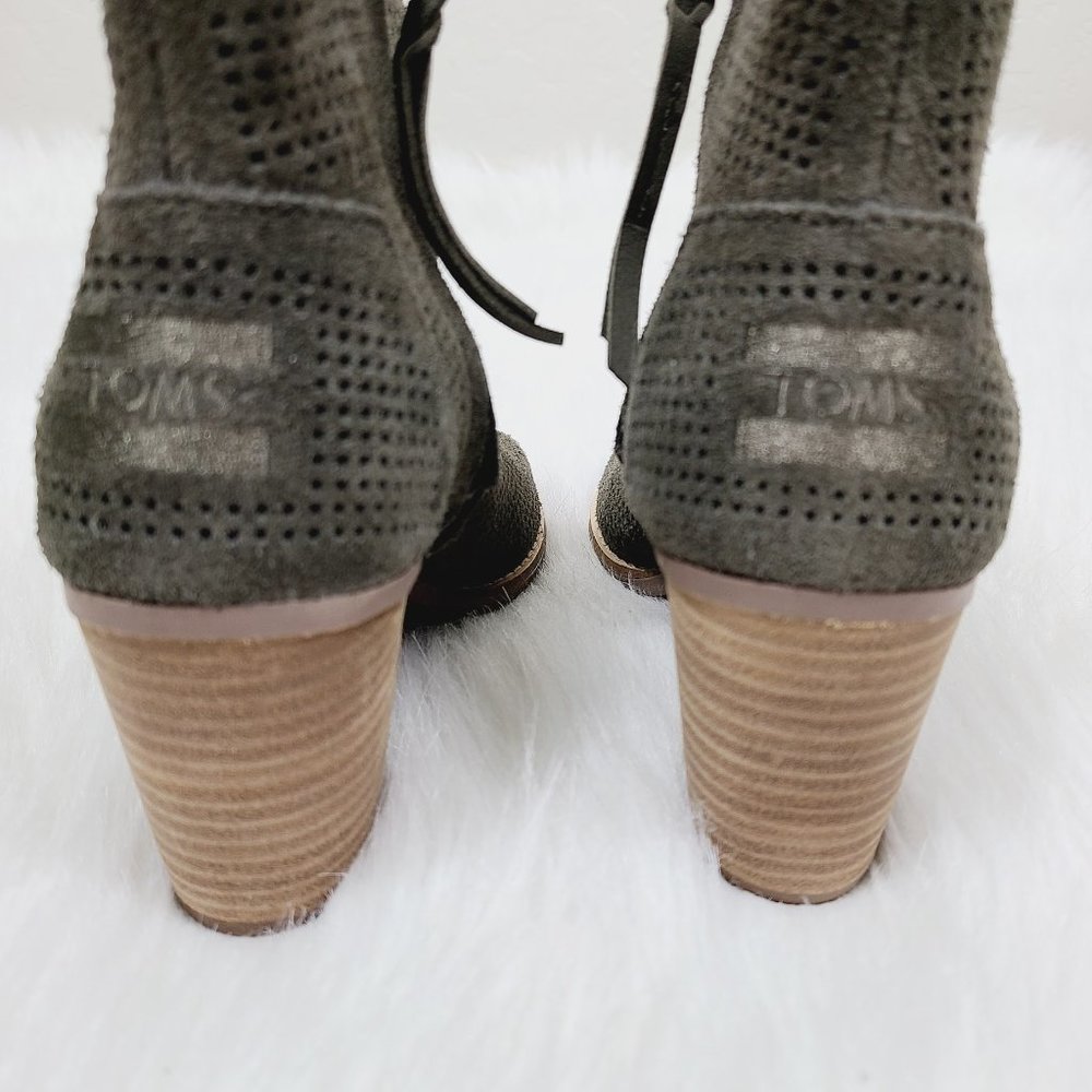Toms Perforated Suede Peep Toe Majorka Bootie Heel - Picture 5 of 9